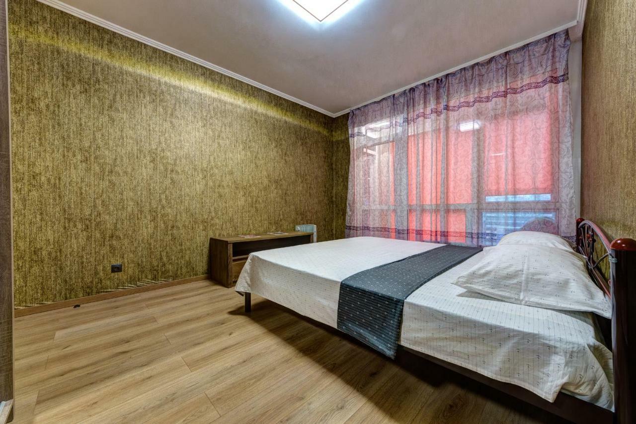 Apartments Near Shevchenko Boulevard Kiev Extérieur photo